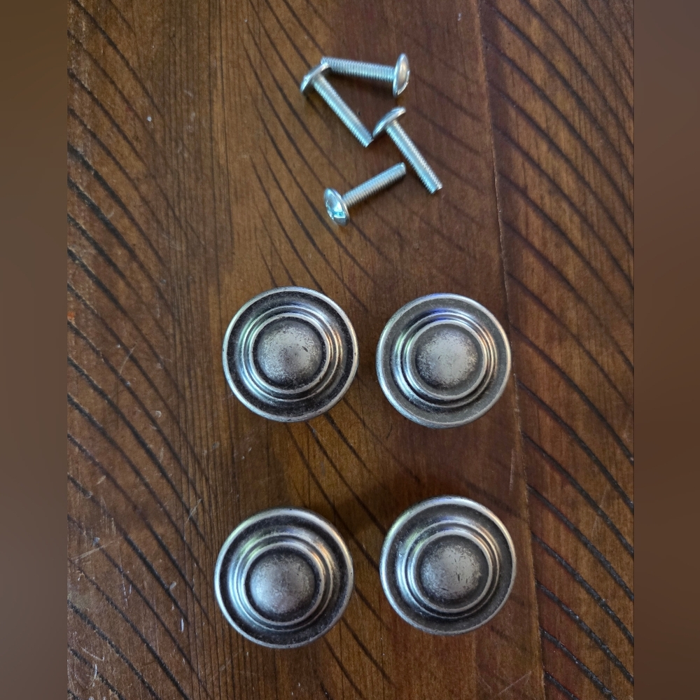 🎉5/$10 Set of 4 Silver Cabinet Knobs